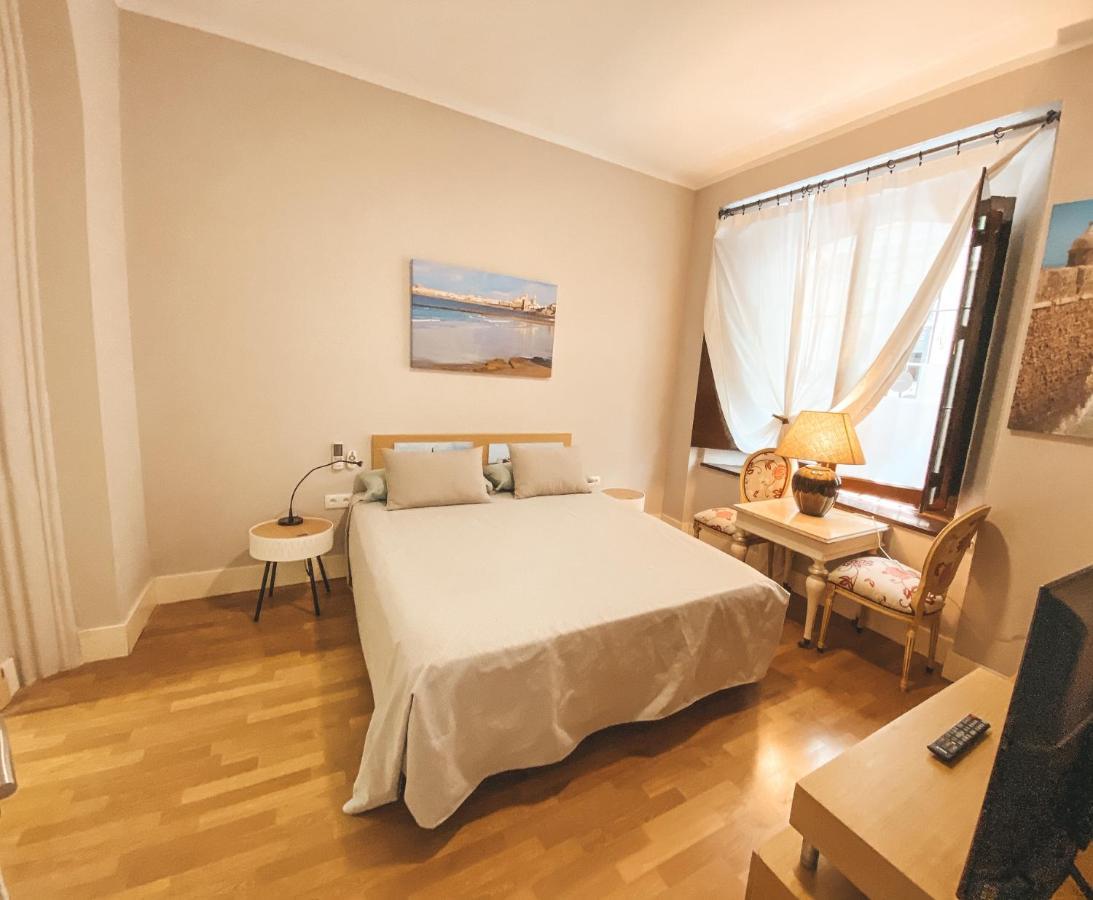 Apodaca Rooms Cádiz Buitenkant foto